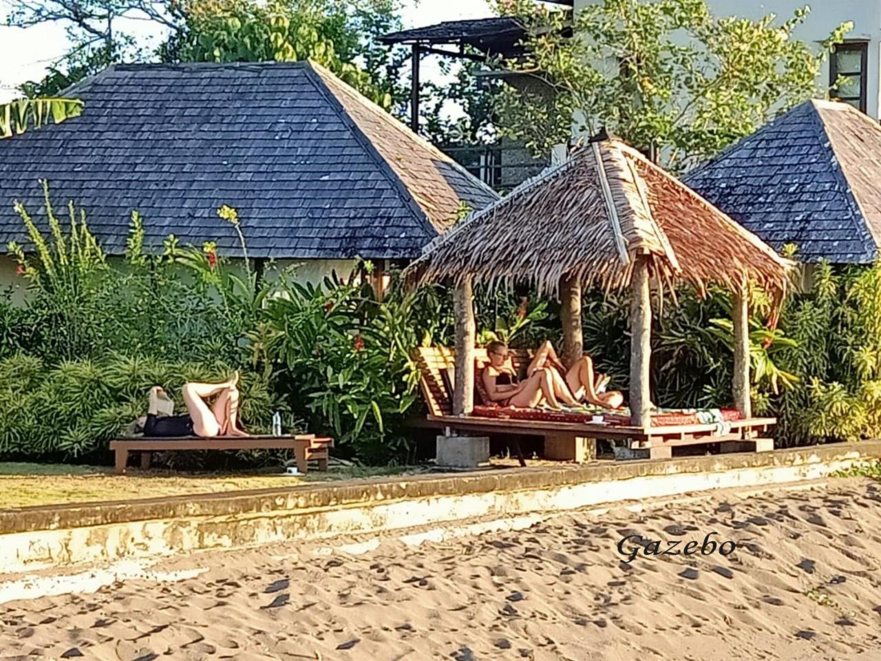Cocotinos Manado Hotel Exterior photo